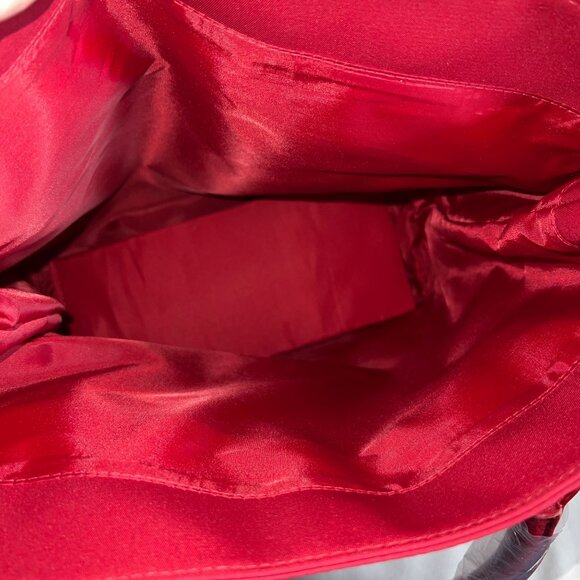 Estee Lauder Red Tote Bag With Glossy Handles & Spacious Interior Sophisticated - Picture 3 of 3